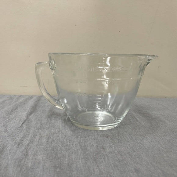 Anchor Hocking 2 Qt 8 Cup Glass Measuring Cup Batter Mixing Bowl USA FS Charity - Picture 4 of 9